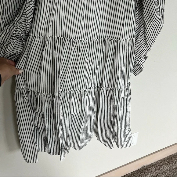 NWOT FRAME Shirred Empire Babydoll Dress Blanc Striped Black and White Large - Picture 12 of 12